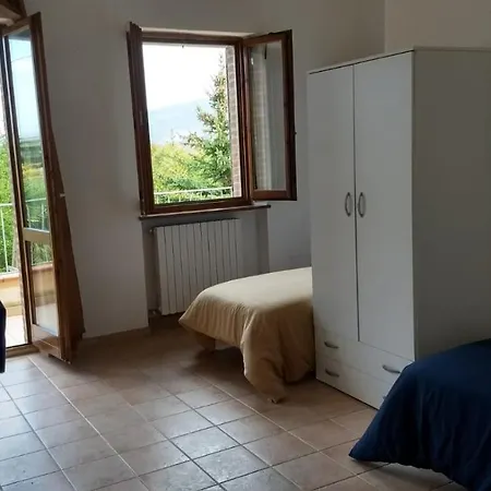 Bed & Breakfast Yogalujah Holistic *
