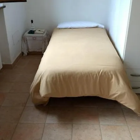 Yogalujah Holistic Bed & Breakfast *